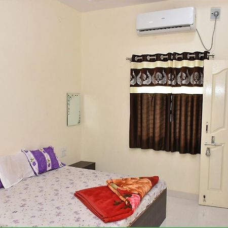 Hotel Shivalay Shegaon 外观 照片
